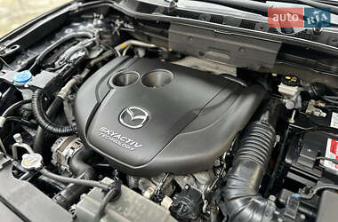 Внедорожник / Кроссовер Mazda CX-5 2017 в 