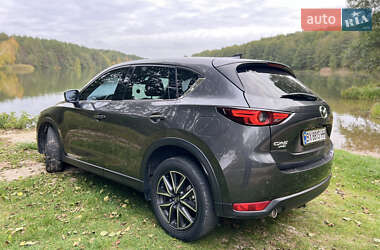 Внедорожник / Кроссовер Mazda CX-5 2017 в 