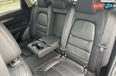 Позашляховик / Кросовер Mazda CX-5 2018 в 