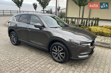 Позашляховик / Кросовер Mazda CX-5 2018 в 
