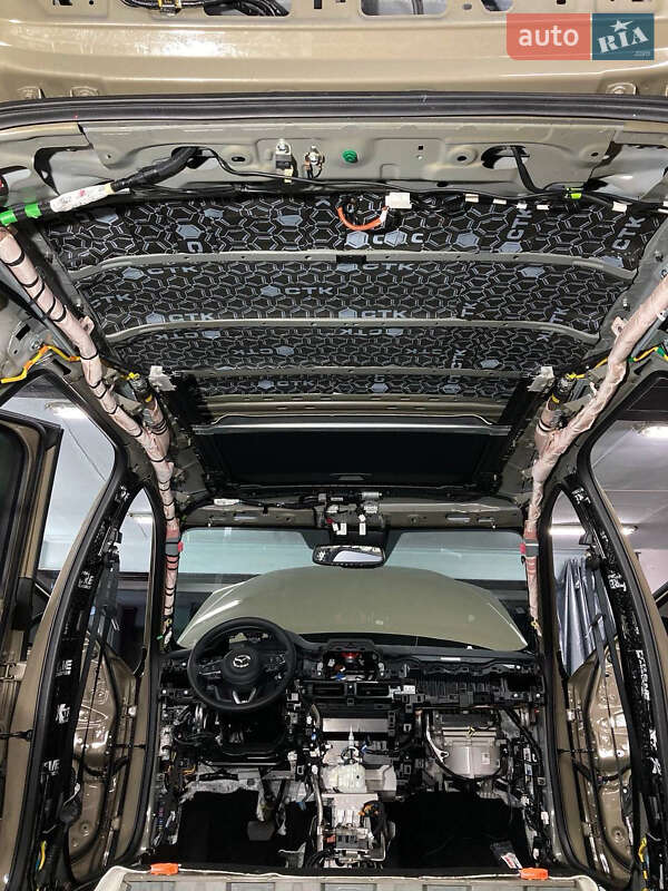 Позашляховик / Кросовер Mazda CX-5 2023 в Львові