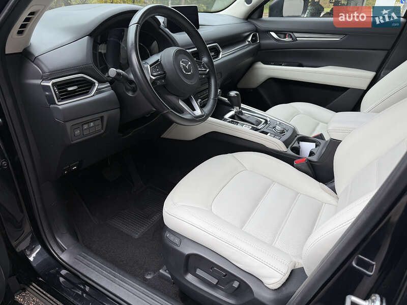 Внедорожник / Кроссовер Mazda CX-5 2019 в Киеве