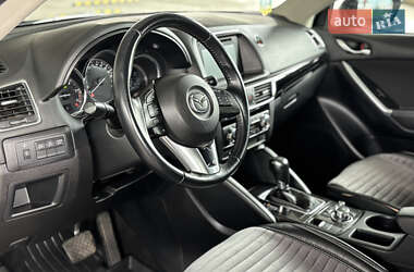 Позашляховик / Кросовер Mazda CX-5 2015 в 