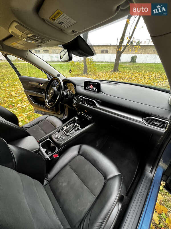 Внедорожник / Кроссовер Mazda CX-5 2017 в Киеве
