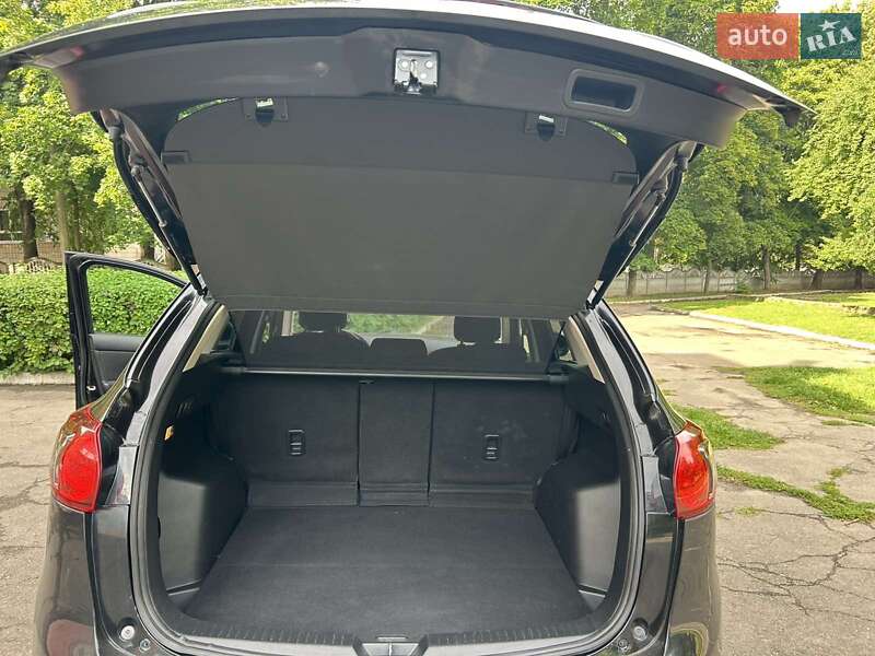 Позашляховик / Кросовер Mazda CX-5 2012 в Рівному