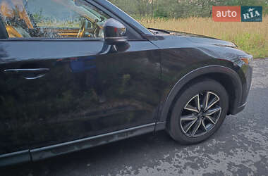Позашляховик / Кросовер Mazda CX-5 2018 в  фото 8 Позашляховик / Кросовер Mazda CX-5 2018 в