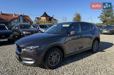 Позашляховик / Кросовер Mazda CX-5 2018 в 