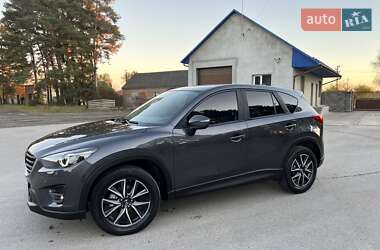 Позашляховик / Кросовер Mazda CX-5 2016 в  фото 3 Позашляховик / Кросовер Mazda CX-5 2016 в