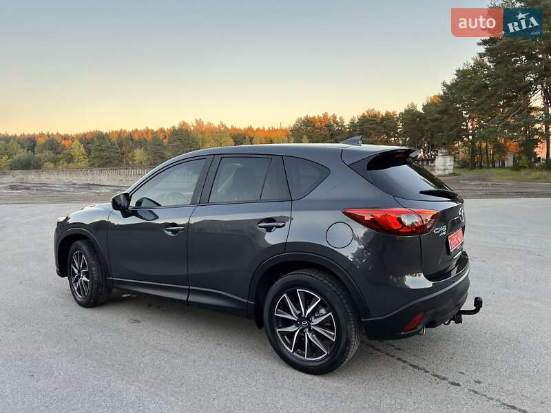 Позашляховик / Кросовер Mazda CX-5 2016 в Радивиліві