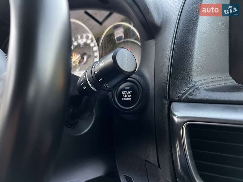 Позашляховик / Кросовер Mazda CX-5 2016 в Радивиліві