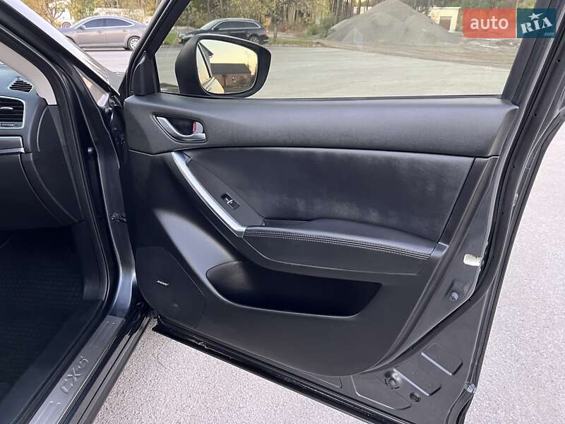 Позашляховик / Кросовер Mazda CX-5 2016 в Радивиліві