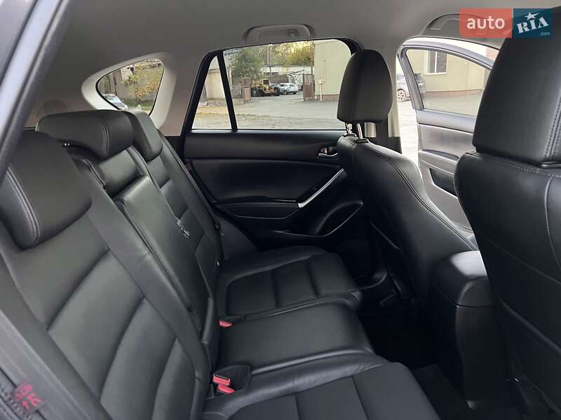 Позашляховик / Кросовер Mazda CX-5 2016 в Радивиліві
