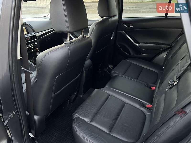 Позашляховик / Кросовер Mazda CX-5 2016 в Радивиліві