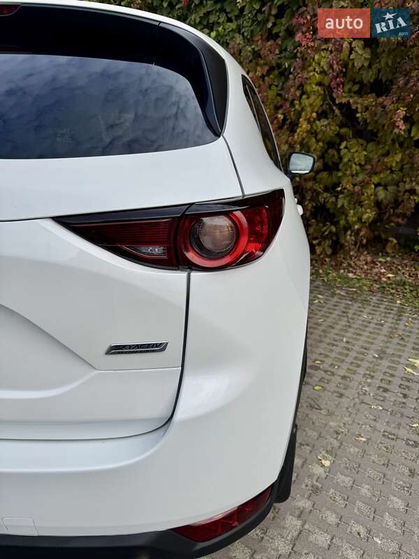 Внедорожник / Кроссовер Mazda CX-5 2017 в Киеве фото 12 Внедорожник / Кроссовер Mazda CX-5 2017 в Киеве