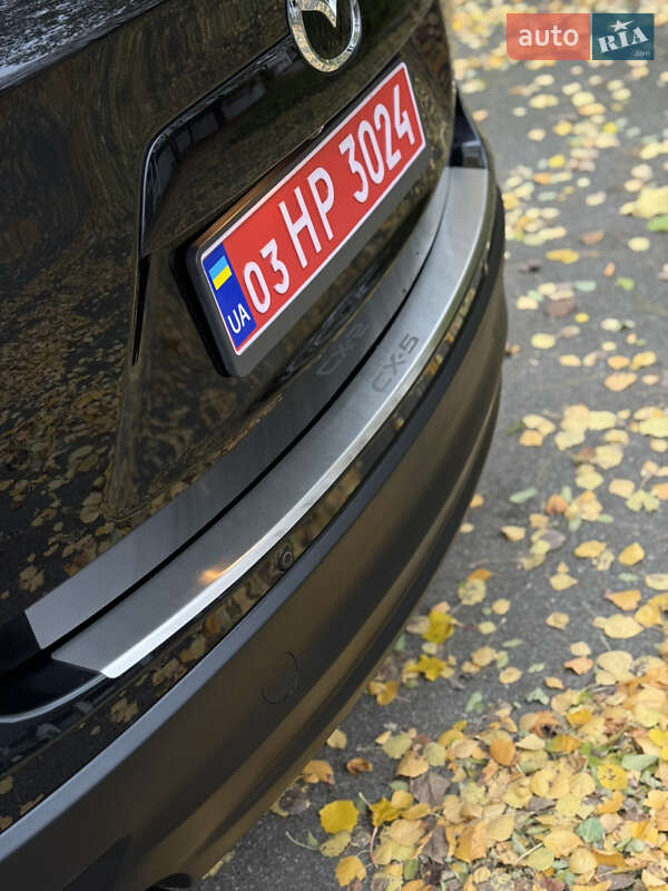 Позашляховик / Кросовер Mazda CX-5 2016 в Чернігові