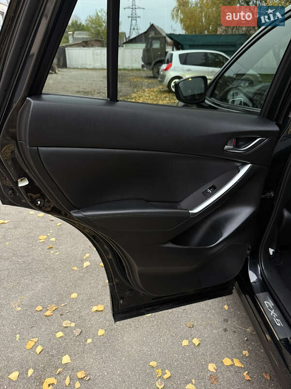 Позашляховик / Кросовер Mazda CX-5 2016 в Чернігові