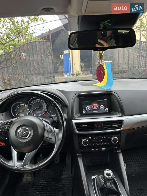 Внедорожник / Кроссовер Mazda CX-5 2015 в Ивано-Франковске