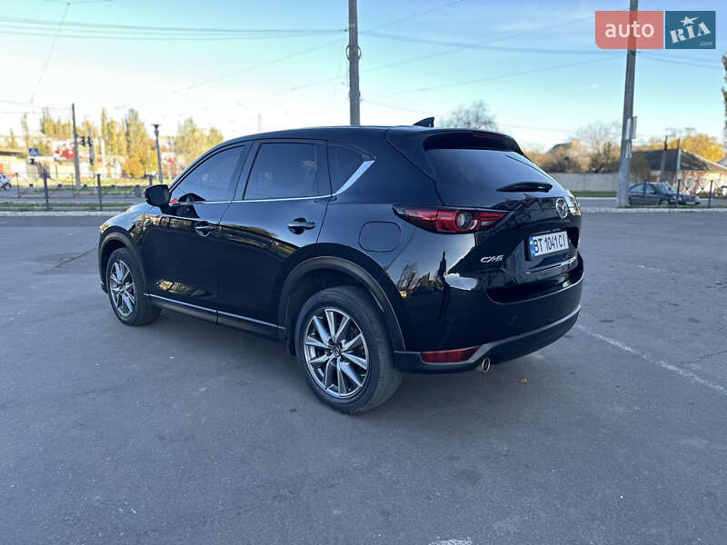 Позашляховик / Кросовер Mazda CX-5 2018 в Миколаєві