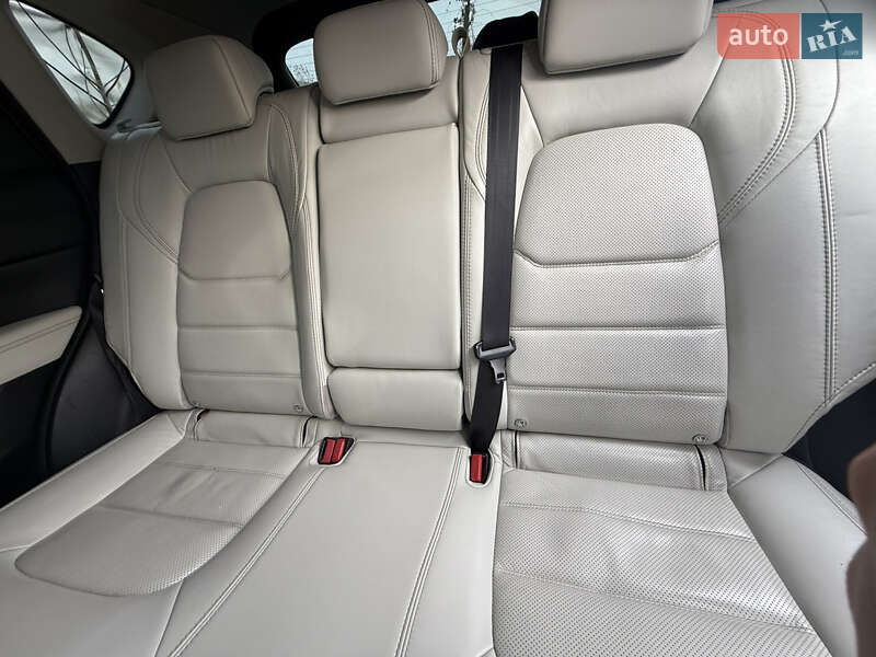 Позашляховик / Кросовер Mazda CX-5 2018 в Києві фото 9 Позашляховик / Кросовер Mazda CX-5 2018 в Києві