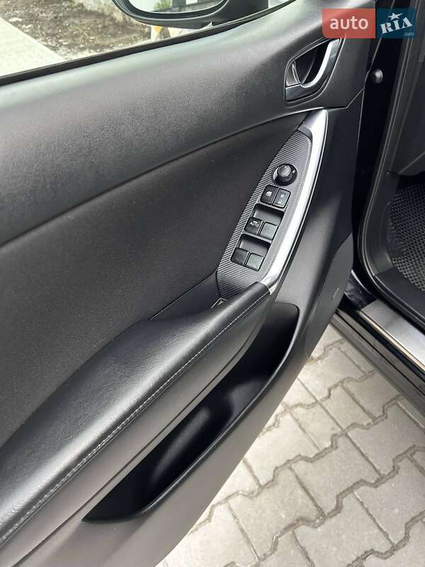 Позашляховик / Кросовер Mazda CX-5 2016 в Рівному фото 9 Позашляховик / Кросовер Mazda CX-5 2016 в Рівному