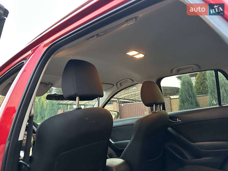 Позашляховик / Кросовер Mazda CX-5 2015 в Дніпрі
