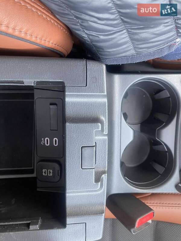 Позашляховик / Кросовер Mazda CX-5 2024 в Києві фото 30 Позашляховик / Кросовер Mazda CX-5 2024 в Києві