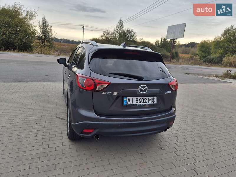 Позашляховик / Кросовер Mazda CX-5 2015 в Києві