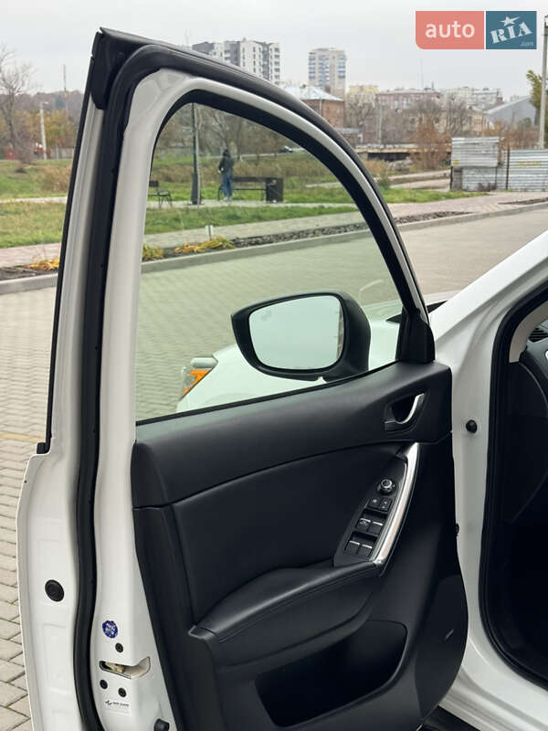 Внедорожник / Кроссовер Mazda CX-5 2016 в Харькове