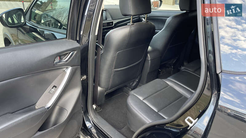 Внедорожник / Кроссовер Mazda CX-5 2016 в Киеве