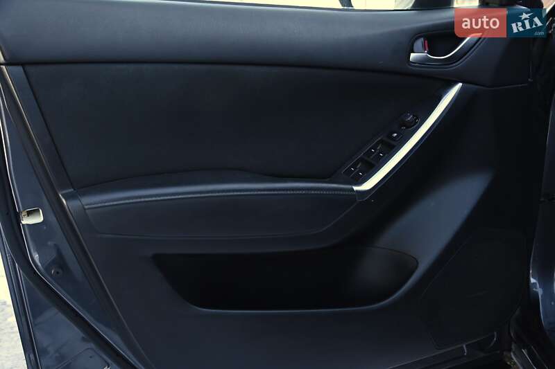 Внедорожник / Кроссовер Mazda CX-5 2016 в Бердичеве