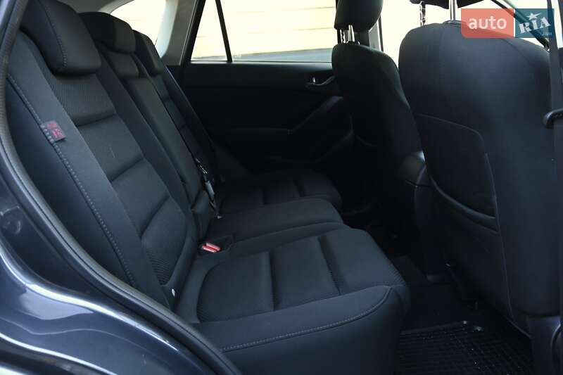 Внедорожник / Кроссовер Mazda CX-5 2016 в Бердичеве