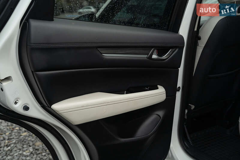 Позашляховик / Кросовер Mazda CX-5 2018 в Чернівцях