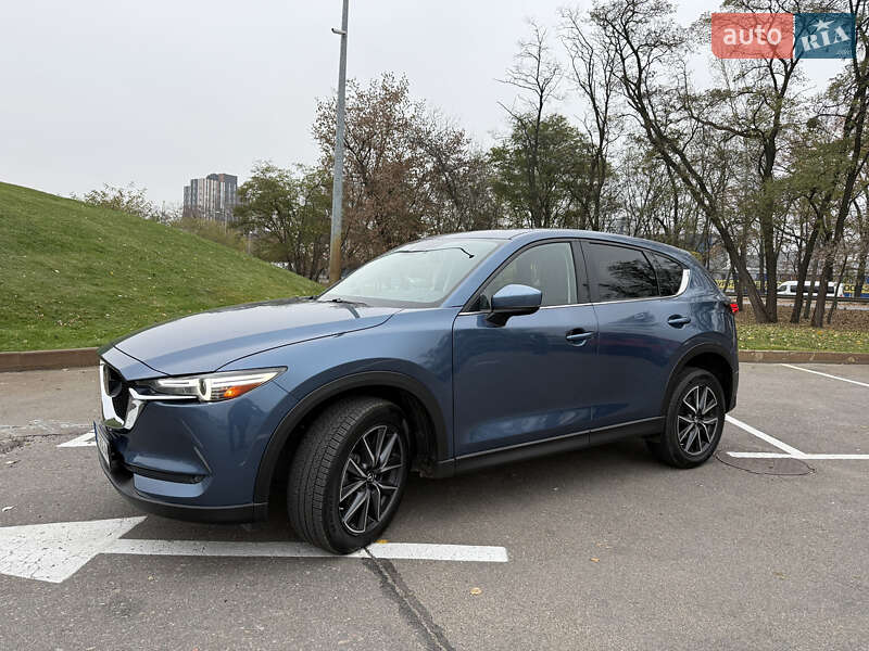 Внедорожник / Кроссовер Mazda CX-5 2017 в Киеве