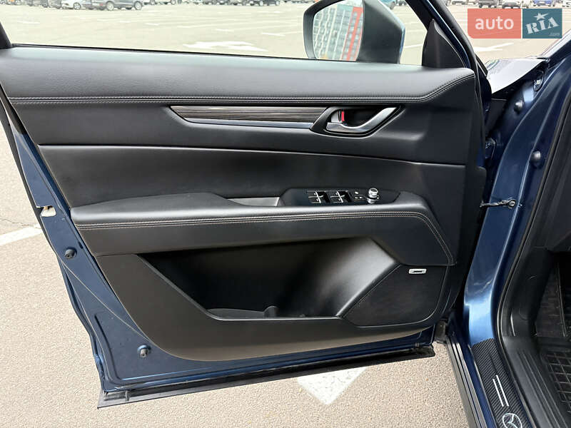 Внедорожник / Кроссовер Mazda CX-5 2017 в Киеве