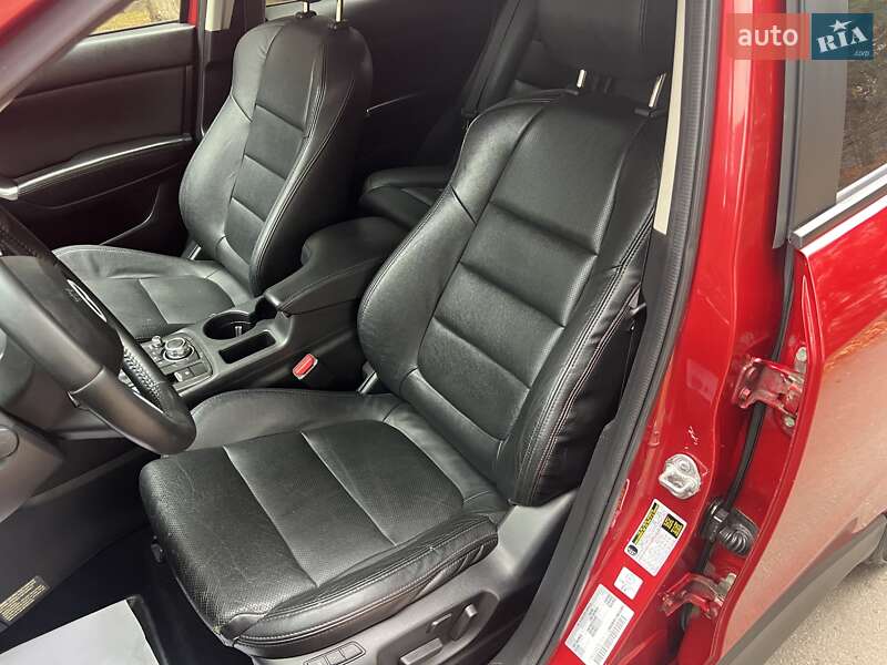 Позашляховик / Кросовер Mazda CX-5 2016 в Дніпрі