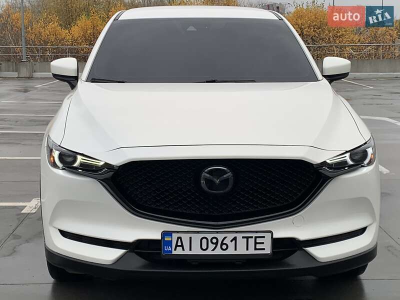 Внедорожник / Кроссовер Mazda CX-5 2017 в Киеве