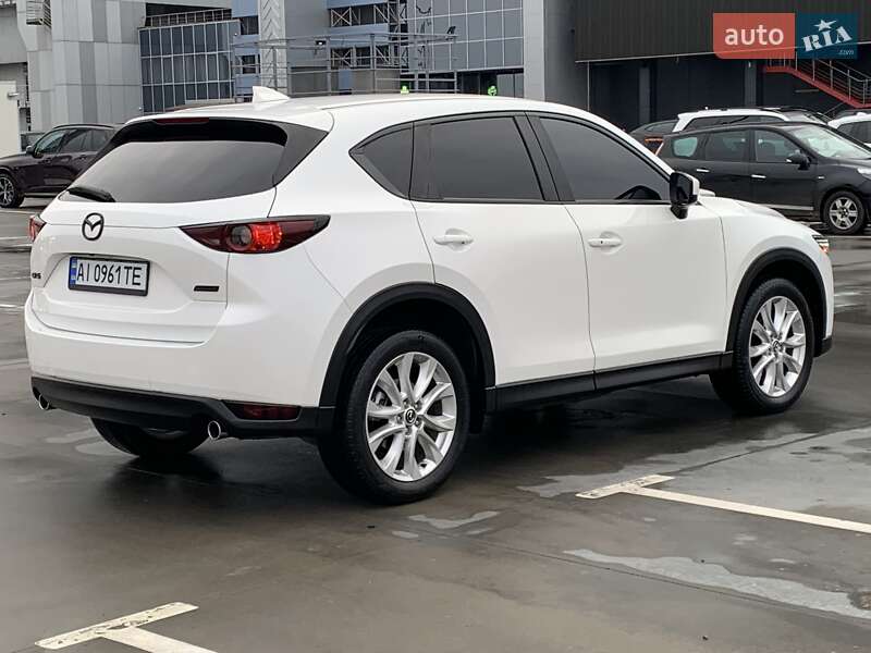 Внедорожник / Кроссовер Mazda CX-5 2017 в Киеве