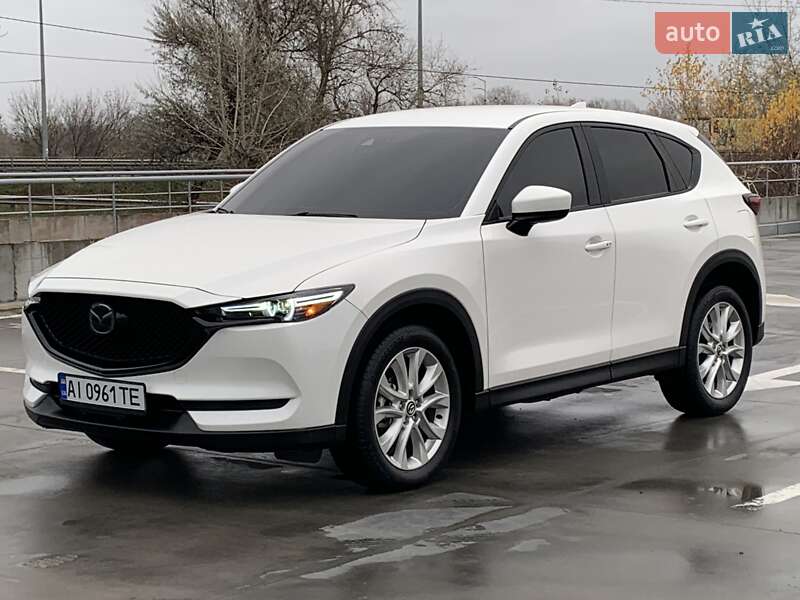 Внедорожник / Кроссовер Mazda CX-5 2017 в Киеве