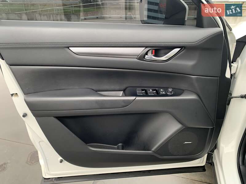 Внедорожник / Кроссовер Mazda CX-5 2017 в Киеве