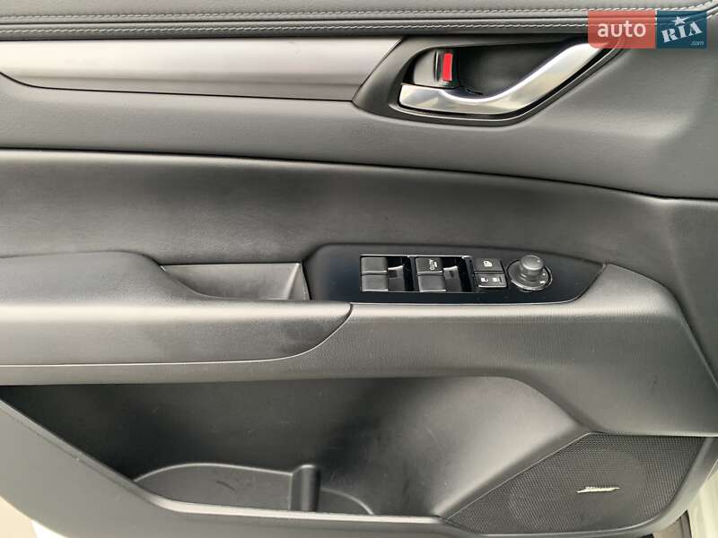 Внедорожник / Кроссовер Mazda CX-5 2017 в Киеве