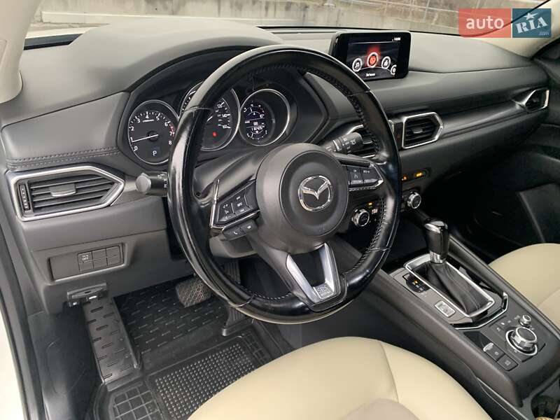 Внедорожник / Кроссовер Mazda CX-5 2017 в Киеве