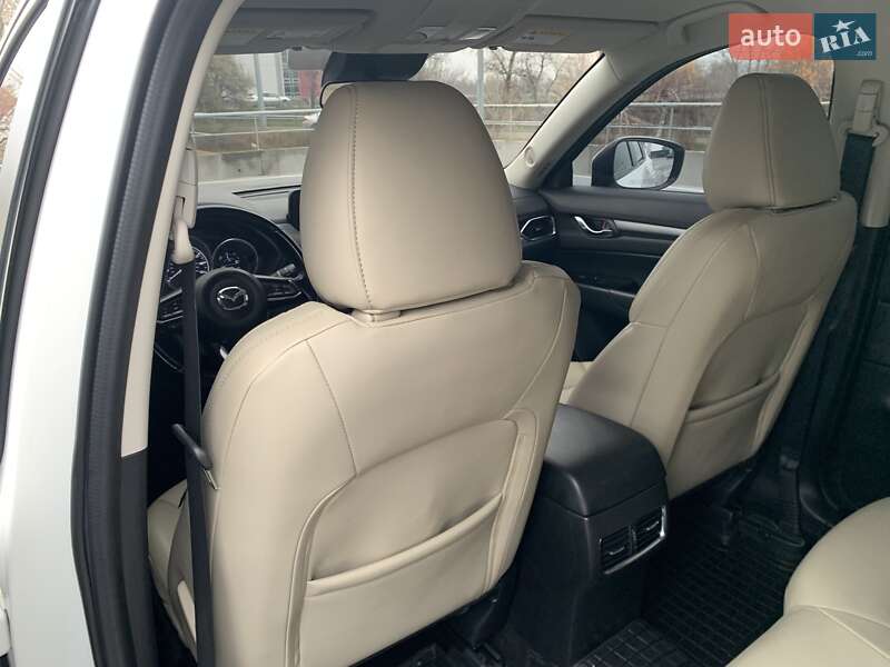 Внедорожник / Кроссовер Mazda CX-5 2017 в Киеве