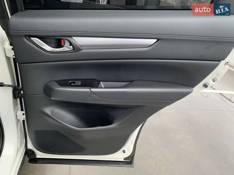 Внедорожник / Кроссовер Mazda CX-5 2017 в Киеве