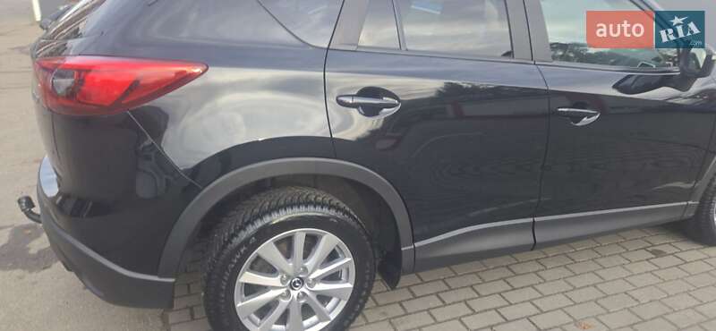 Внедорожник / Кроссовер Mazda CX-5 2016 в Луцке
