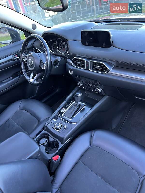 Позашляховик / Кросовер Mazda CX-5 2017 в Луцьку
