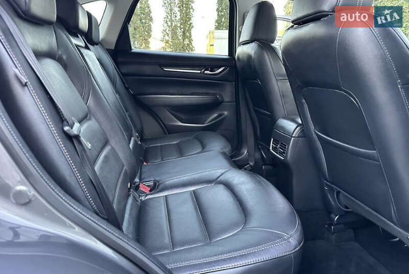 Позашляховик / Кросовер Mazda CX-5 2017 в Миколаєві
