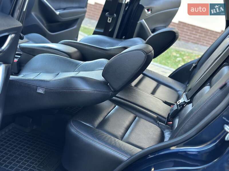 Позашляховик / Кросовер Mazda CX-5 2015 в Дрогобичі