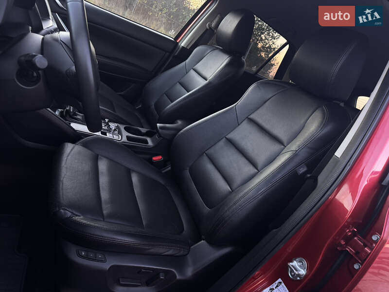 Позашляховик / Кросовер Mazda CX-5 2015 в Радивиліві