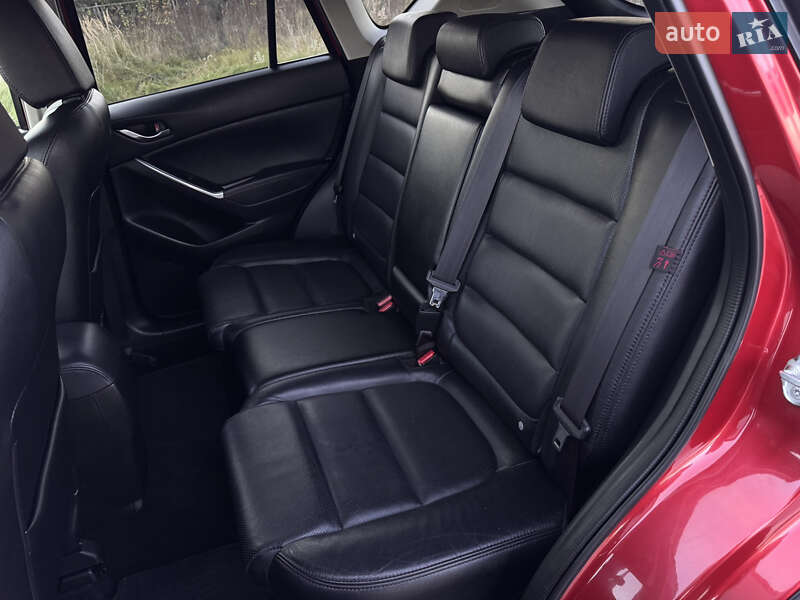Позашляховик / Кросовер Mazda CX-5 2015 в Радивиліві
