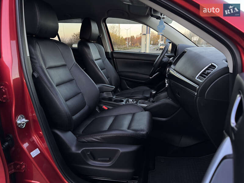 Позашляховик / Кросовер Mazda CX-5 2015 в Радивиліві